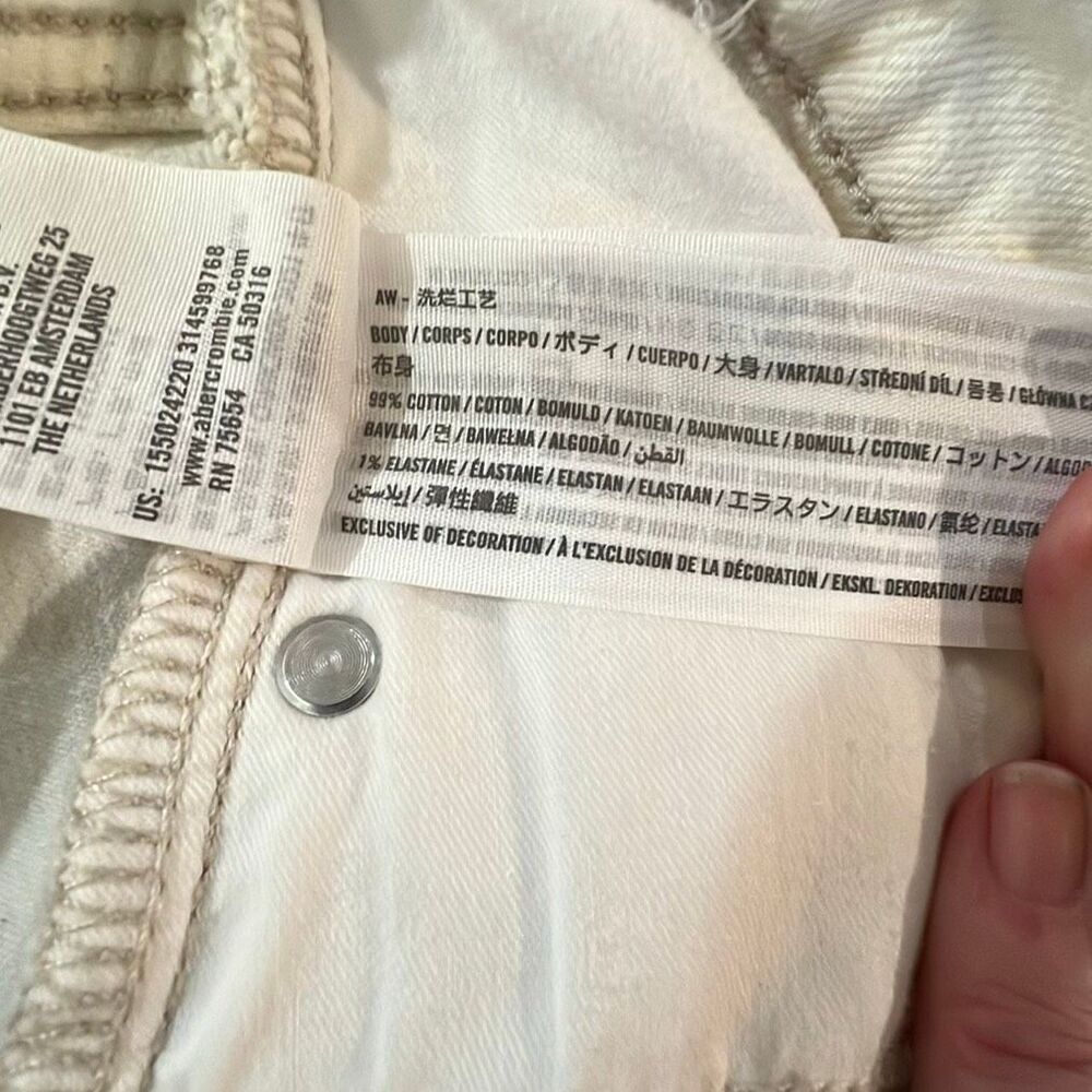 Abercrombie & Fitch 90’s Straight Ultra High Rise Ecru White Size 31/12R - Picture 6 of 6
